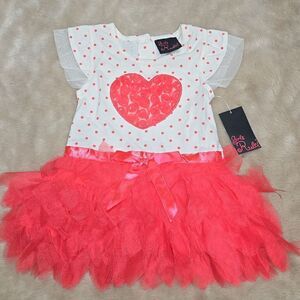 GIRLS RULE WHITE AND BRIGHT PINK  POLKA DOT TULLE DRESS WITH LACY HEART, NEW